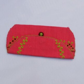 WOMEN'S PHONE POUCH