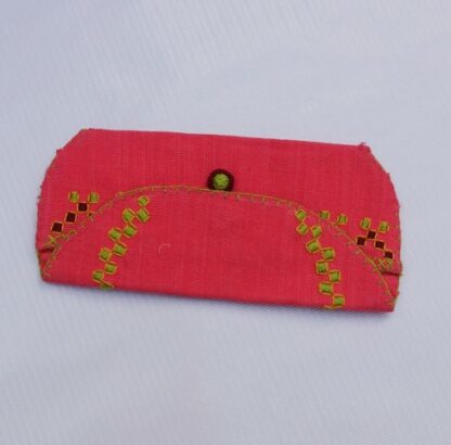 WOMEN'S PHONE POUCH